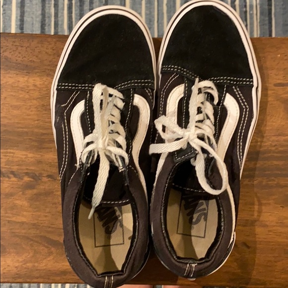 black vans 4.5